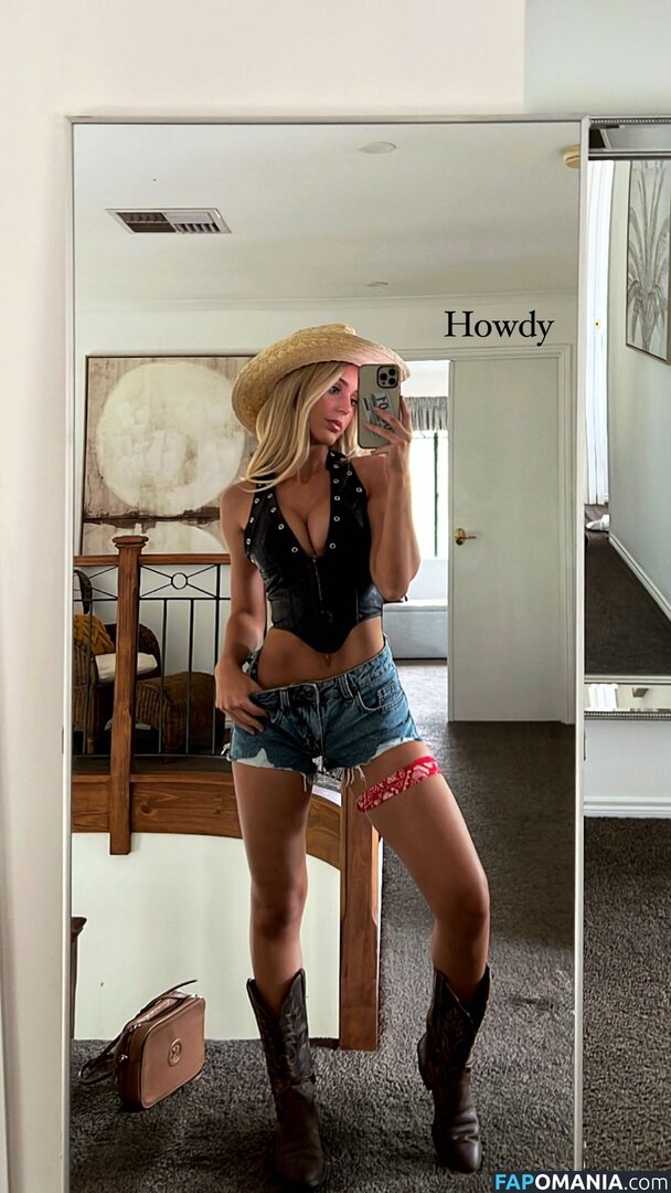 Cassie And Chloe Roberts Naakt OnlyFans  Gelekte foto #1
