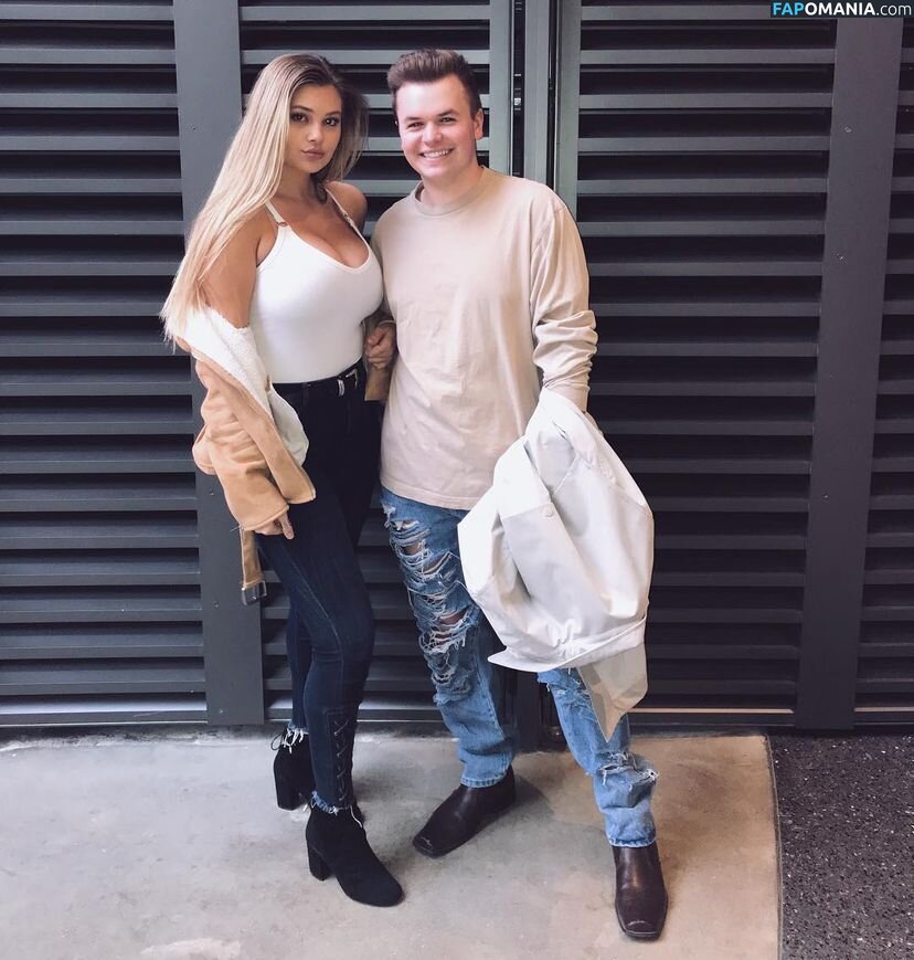 Catie Archambeau / catie.a Naakt OnlyFans  Gelekte foto #16