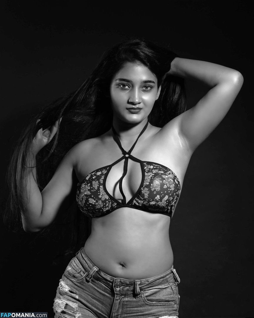 Chandrika Desai / Chandrika Passionica Naakt OnlyFans  Gelekte foto #46