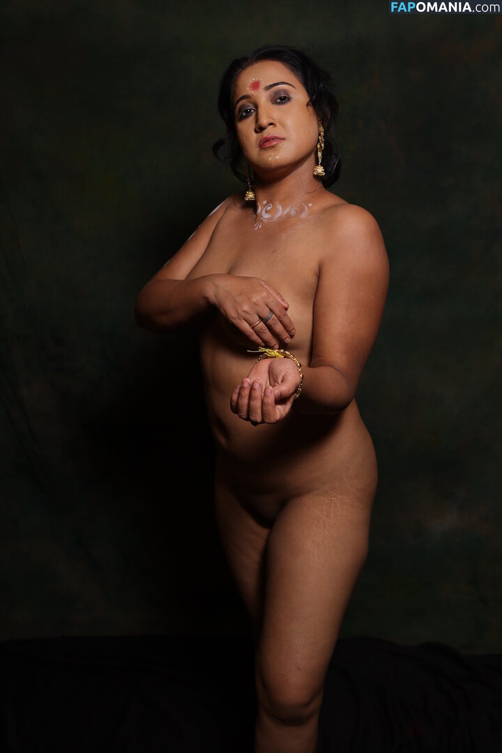 Chandrika Desai / Chandrika Passionica Naakt OnlyFans  Gelekte foto #92