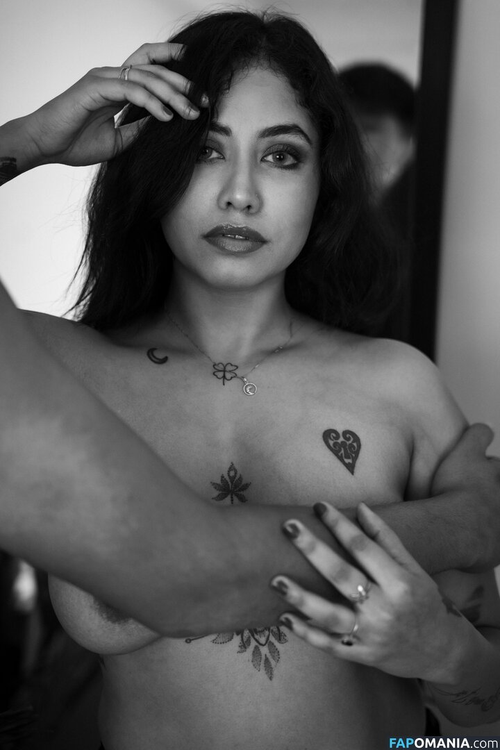 Chandrika Desai / Chandrika Passionica Naakt OnlyFans  Gelekte foto #128