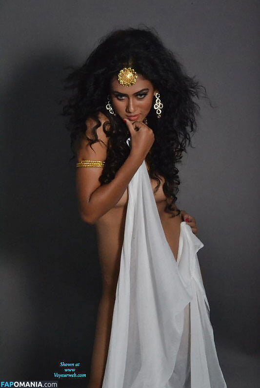 Chandrika Desai / Chandrika Passionica Naakt OnlyFans  Gelekte foto #449