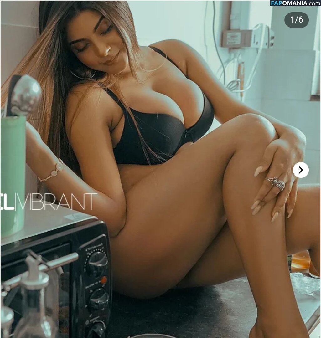 Chandrika Desai / Chandrika Passionica Naakt OnlyFans  Gelekte foto #578