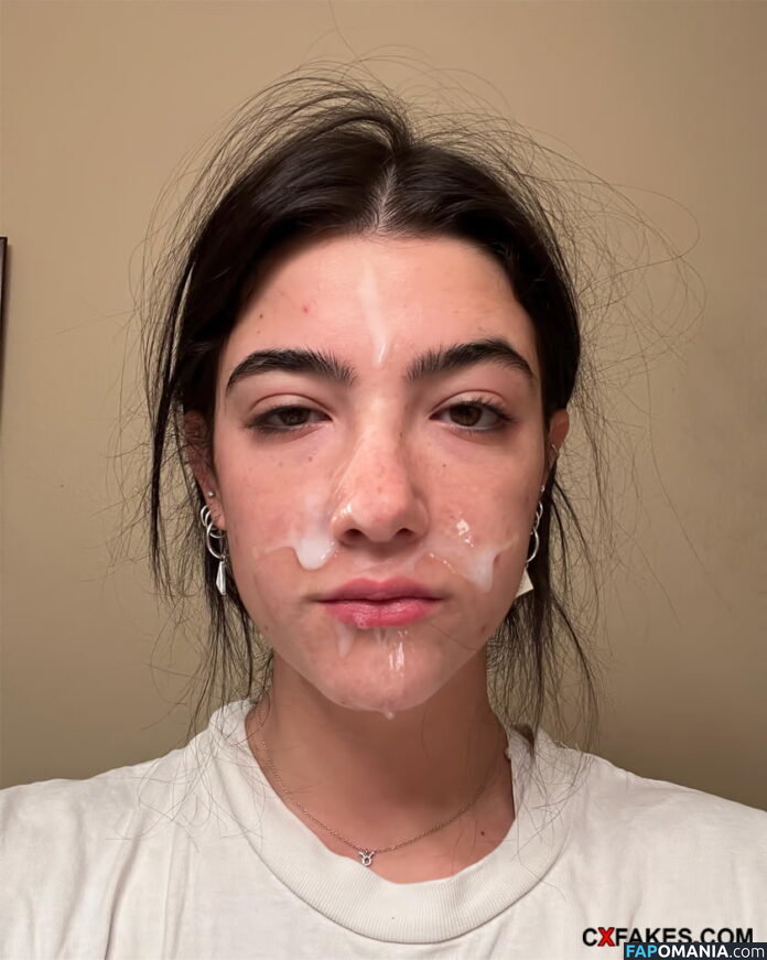 Charli D'Amelio / Charli Damelio / charlidamelio / charliesdamelio Naakt OnlyFans  Gelekte foto #49