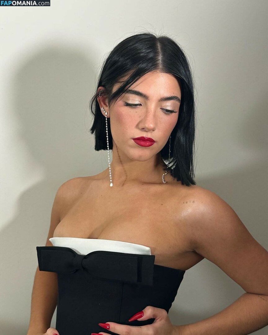 Charli D'Amelio / Charli Damelio / charlidamelio / charliesdamelio Naakt OnlyFans  Gelekte foto #259