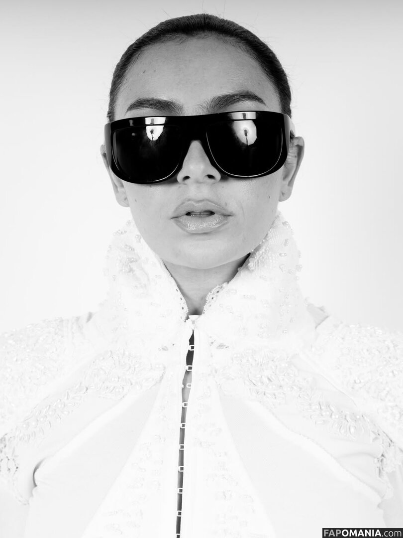 Charli XCX / charli_xcx / charlignarly / charlixcx / https: Naakt OnlyFans  Gelekte foto #1274