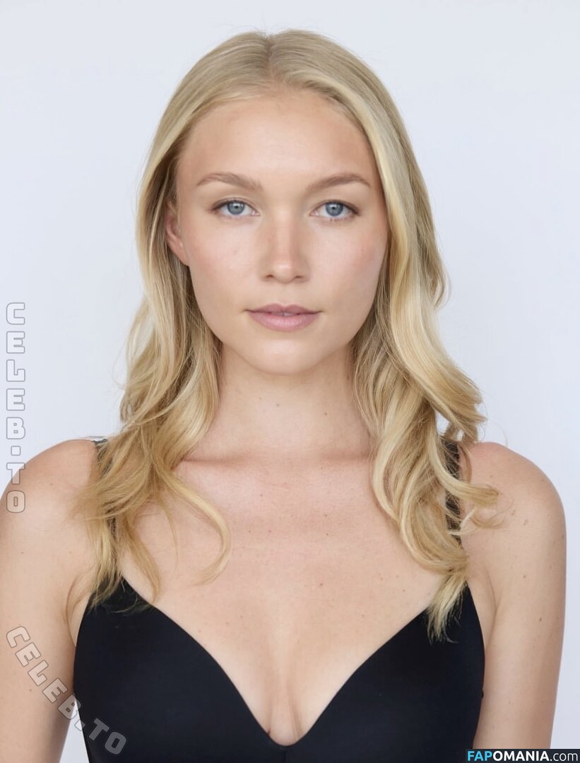 Chiara Schmitt / chiaracs_ Naakt OnlyFans  Gelekte foto #4