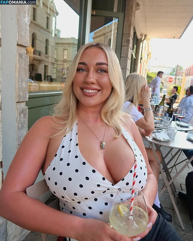 chloemoriondo / https: Naakt OnlyFans  Gelekte foto #2