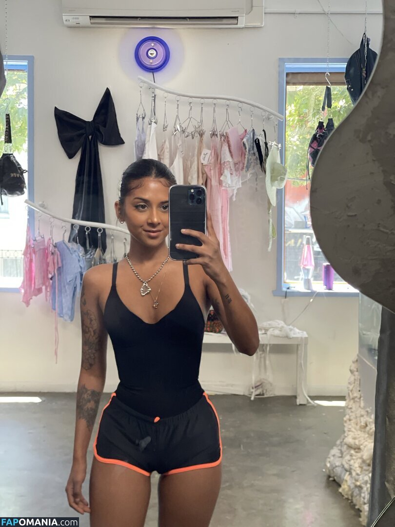 Chrissymenzies / chrissymenzies__ Naakt OnlyFans  Gelekte foto #11