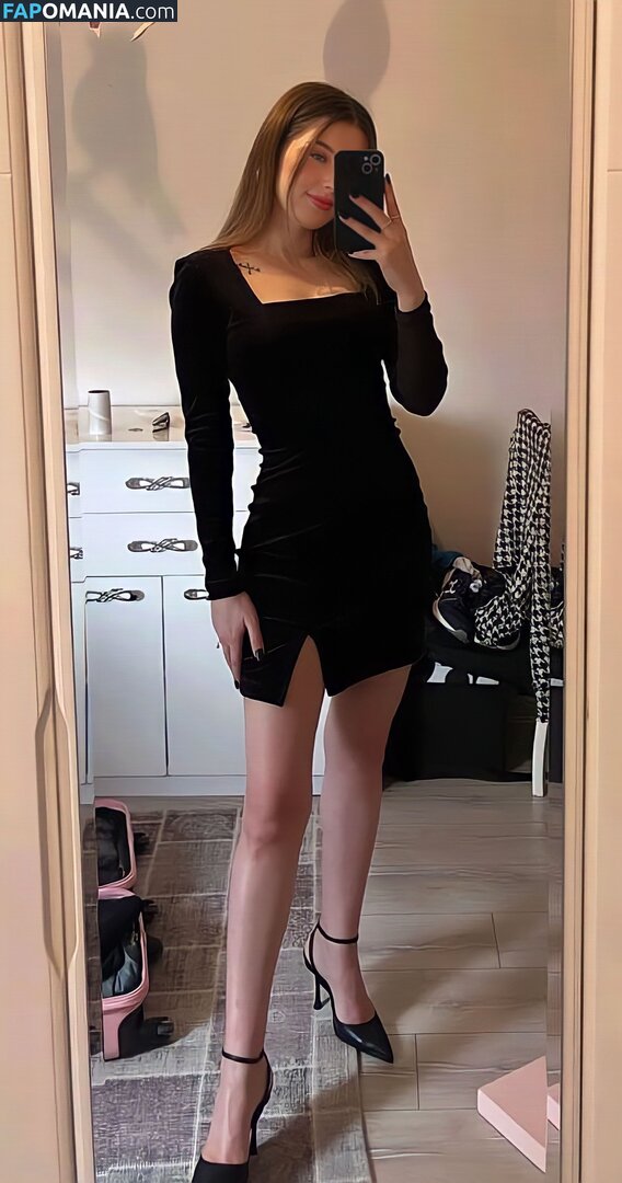 Cigdem Turk / cigdeemturk / cigdemT Naakt OnlyFans  Gelekte foto #1