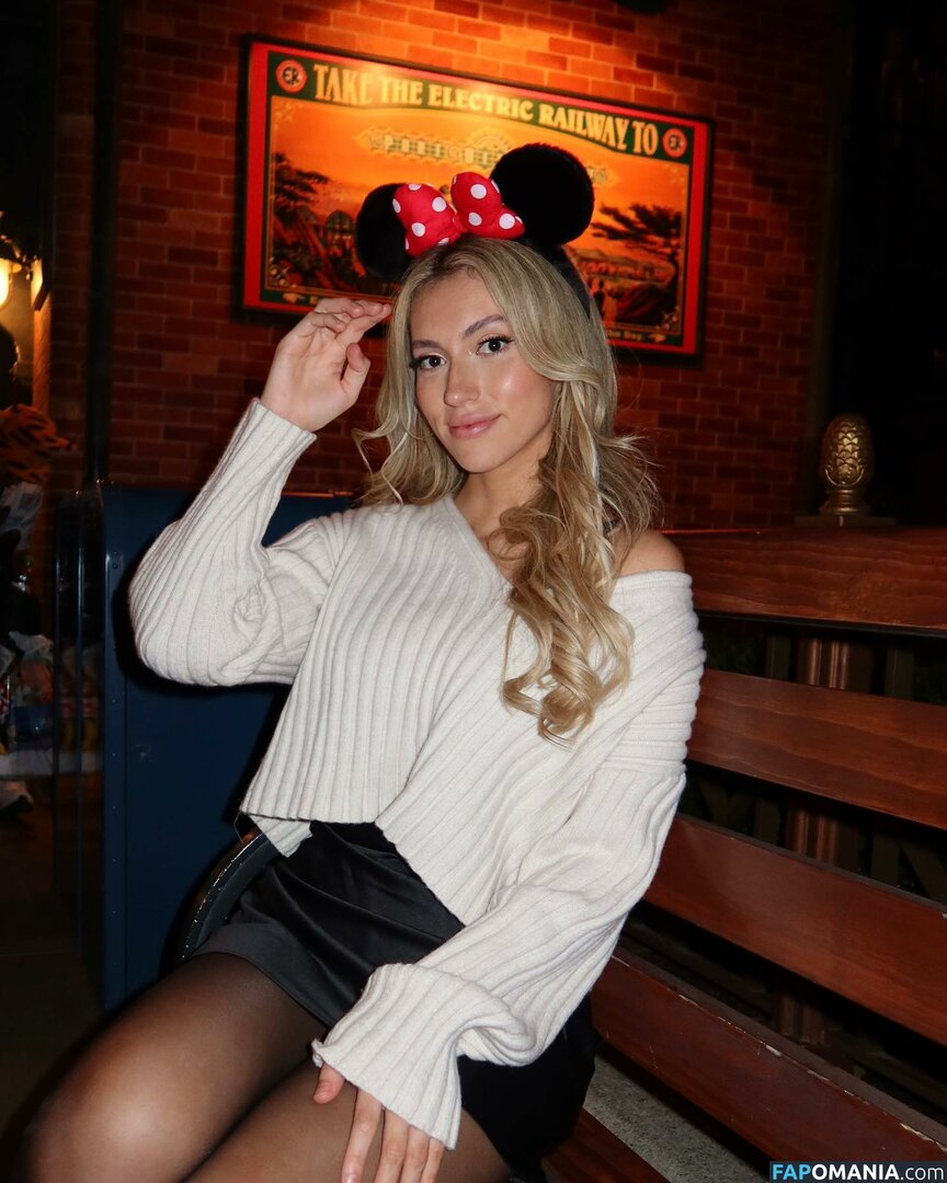 Clara Gomez / Claraatwork / claragomezz Naakt OnlyFans  Gelekte foto #12