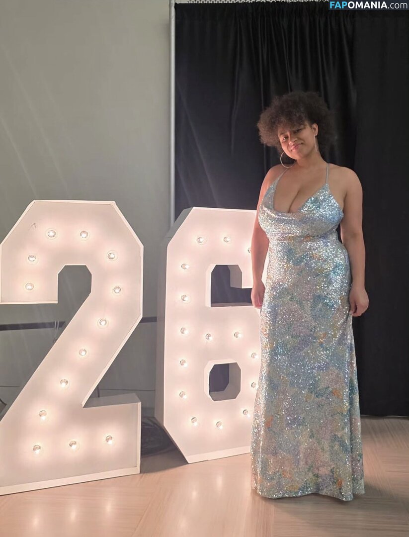 Dina / coco_ppop01 / cocopeepshow Naakt OnlyFans  Gelekte foto #1