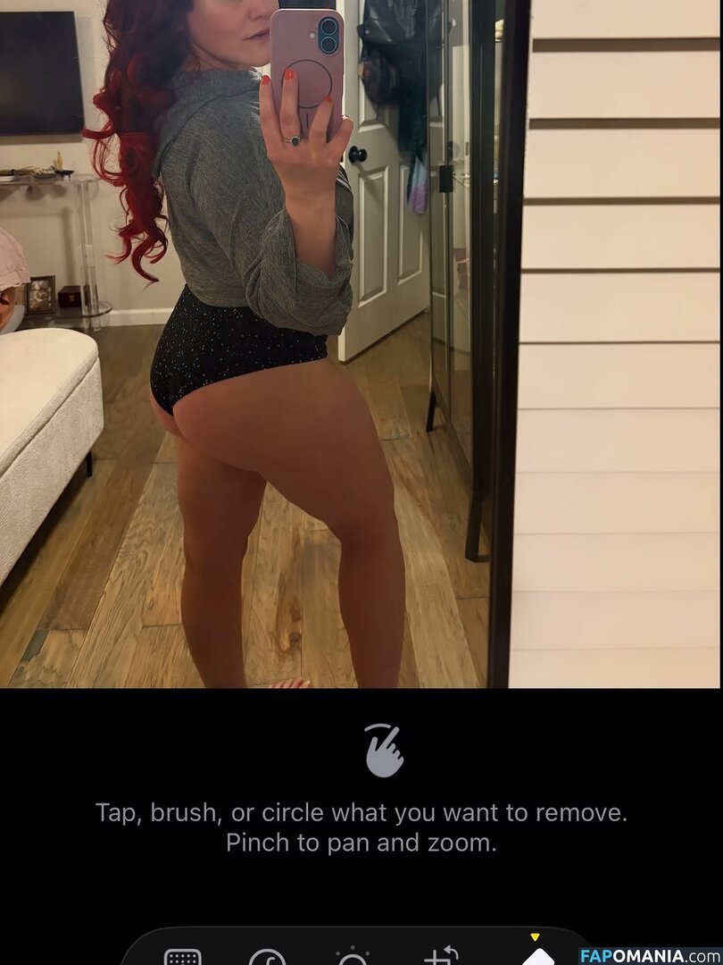 Corinne Leigh / corinneleigh / https: Naakt OnlyFans  Gelekte foto #8