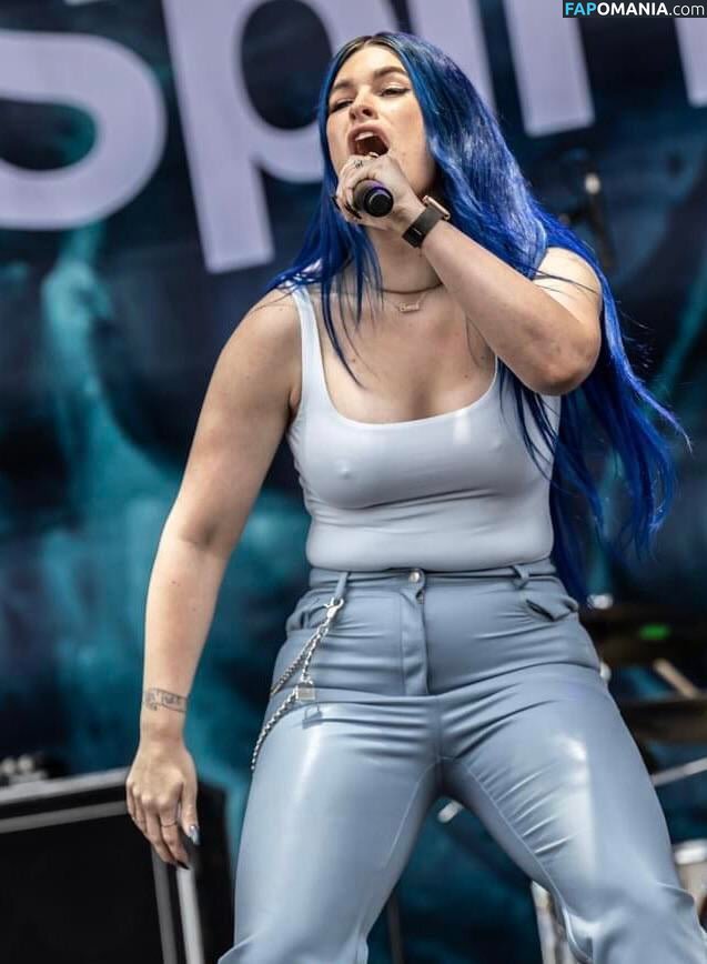 Courtney Laplante / Spiritbox Singer / courtneylaplante Naakt OnlyFans  Gelekte foto #25