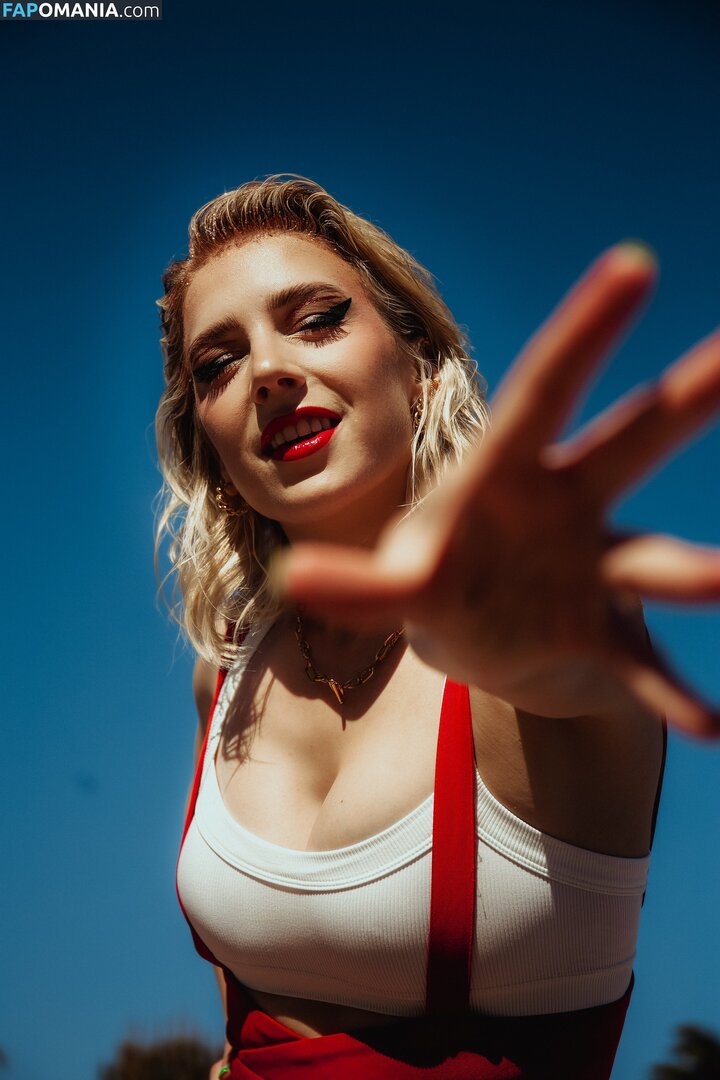 Courtney Miller / co_mill / typicalvlogs Naakt OnlyFans  Gelekte foto #626