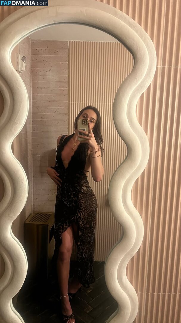 Courtney Sarault / court_sarault / courtsarault / https: Naakt OnlyFans  Gelekte foto #33
