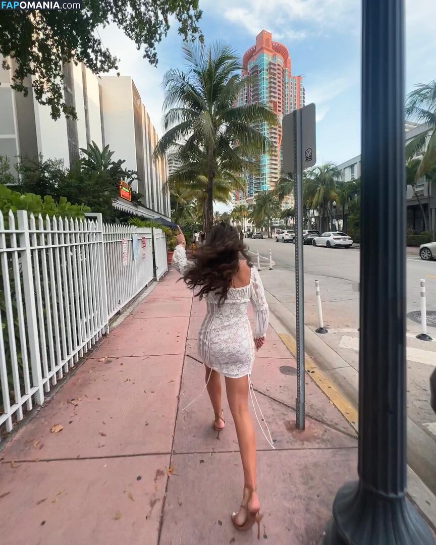 Courtney Sarault / court_sarault / courtsarault / https: Naakt OnlyFans  Gelekte foto #41