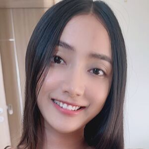 cutenbusty
