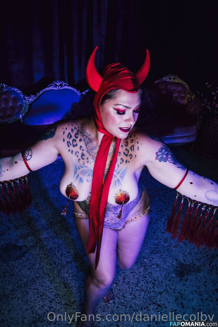 Danielle Colby Naakt Gelekte foto #67