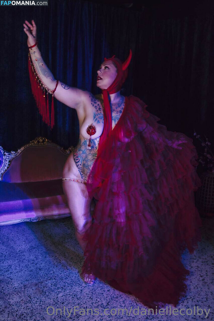 Danielle Colby Naakt Gelekte foto #68