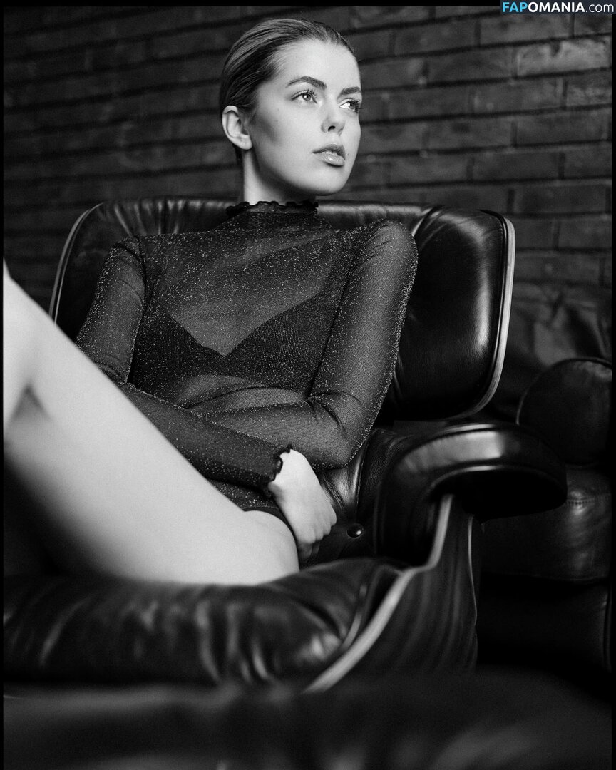 Dear.mathilda / dear_mathilda / https: / mathildtantot Naakt OnlyFans  Gelekte foto #10