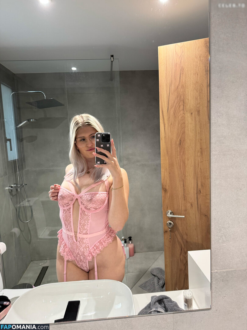 Blondieemiliaa / deineemilia / deinkleineemilia Naakt OnlyFans  Gelekte foto #7