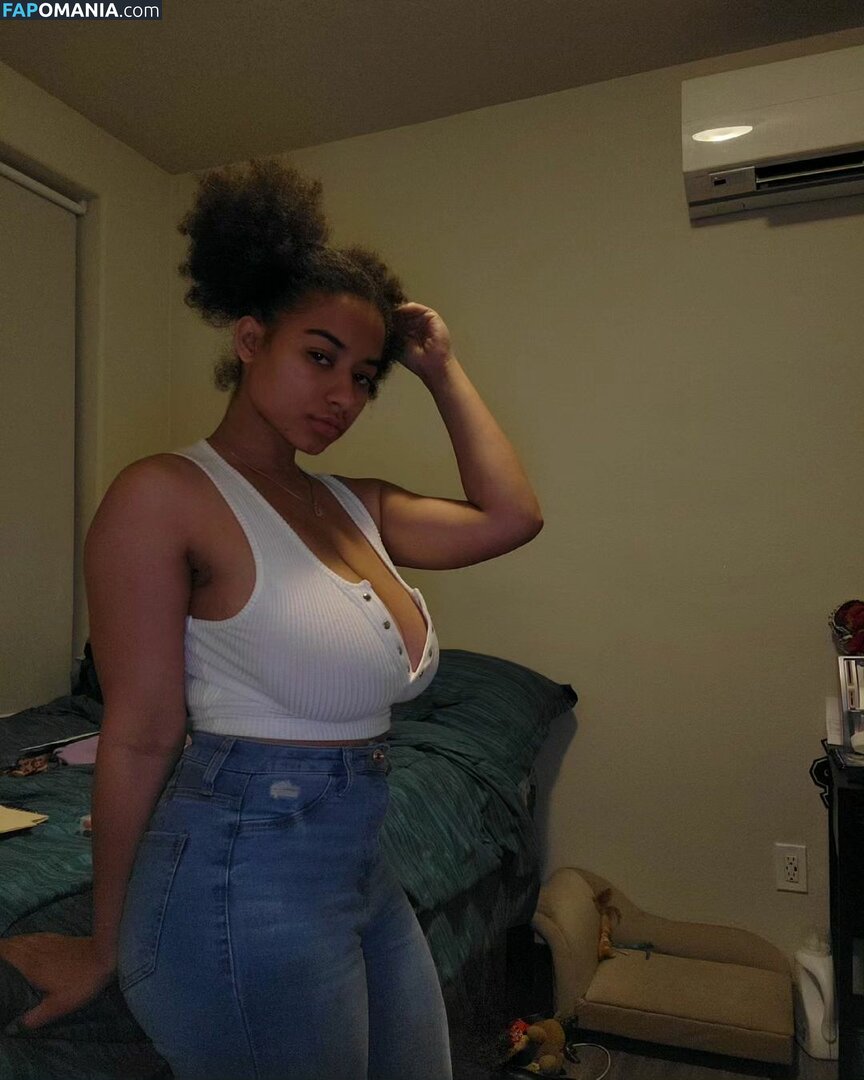 Dina / _ur_russian_dina / coco_ppop01 / dinadewgong Naakt OnlyFans  Gelekte foto #5