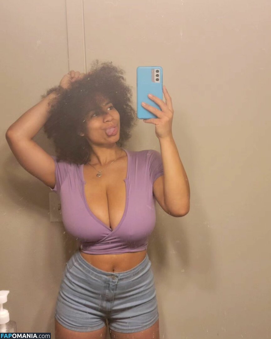 Dina / _ur_russian_dina / coco_ppop01 / dinadewgong Naakt OnlyFans  Gelekte foto #8