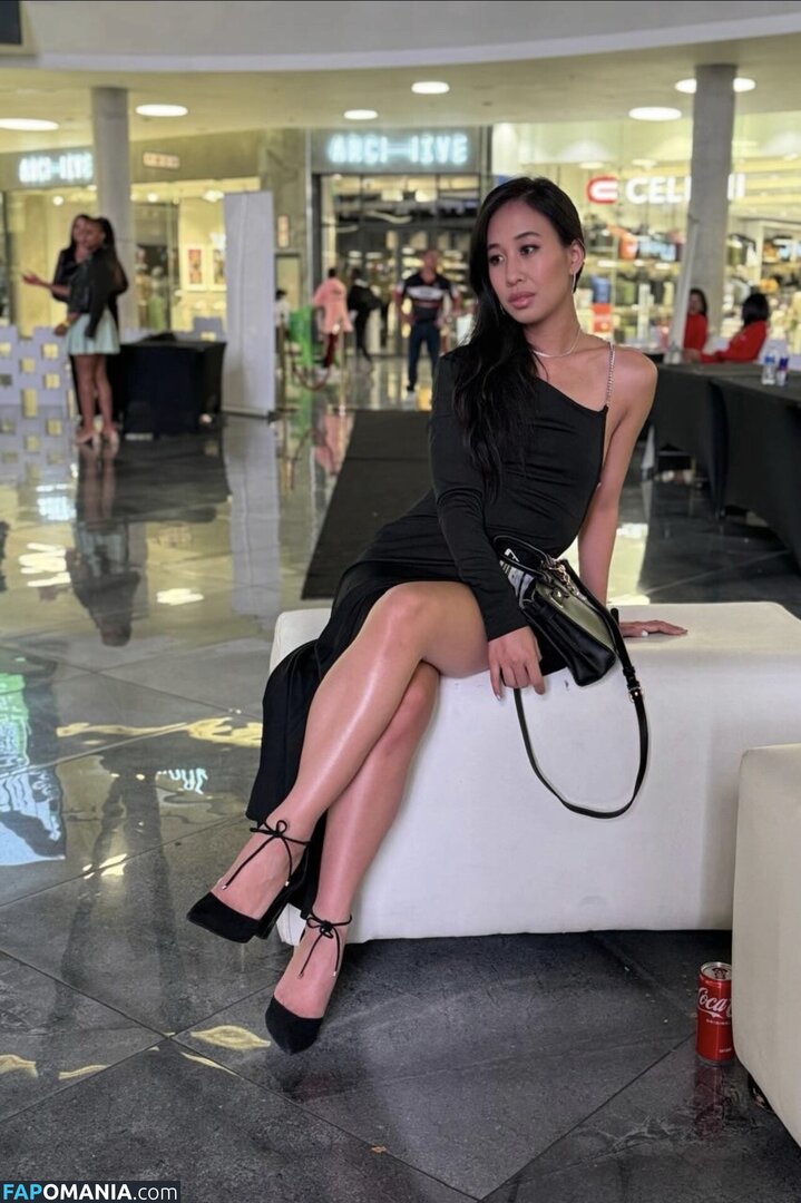 Dr Joanne Lan / drjoannelan Naakt OnlyFans  Gelekte foto #1