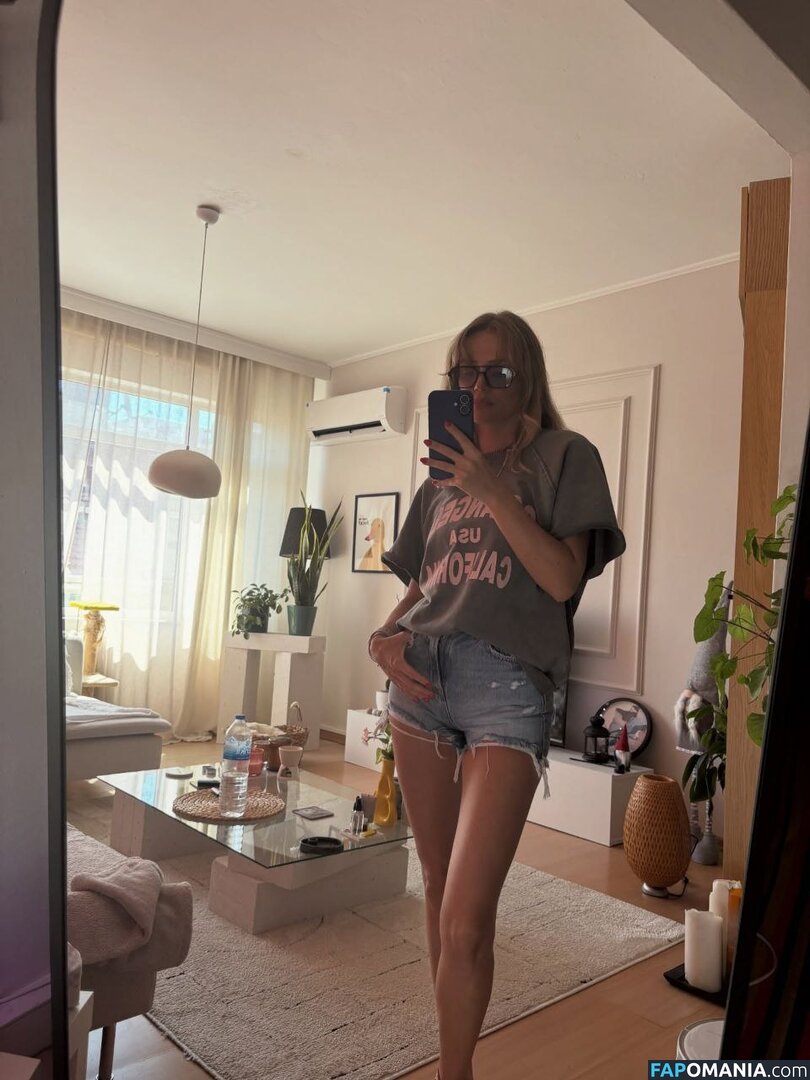 1ecemkaravus / Ecem Karavus / ecmkrvs / https: Naakt OnlyFans  Gelekte foto #14