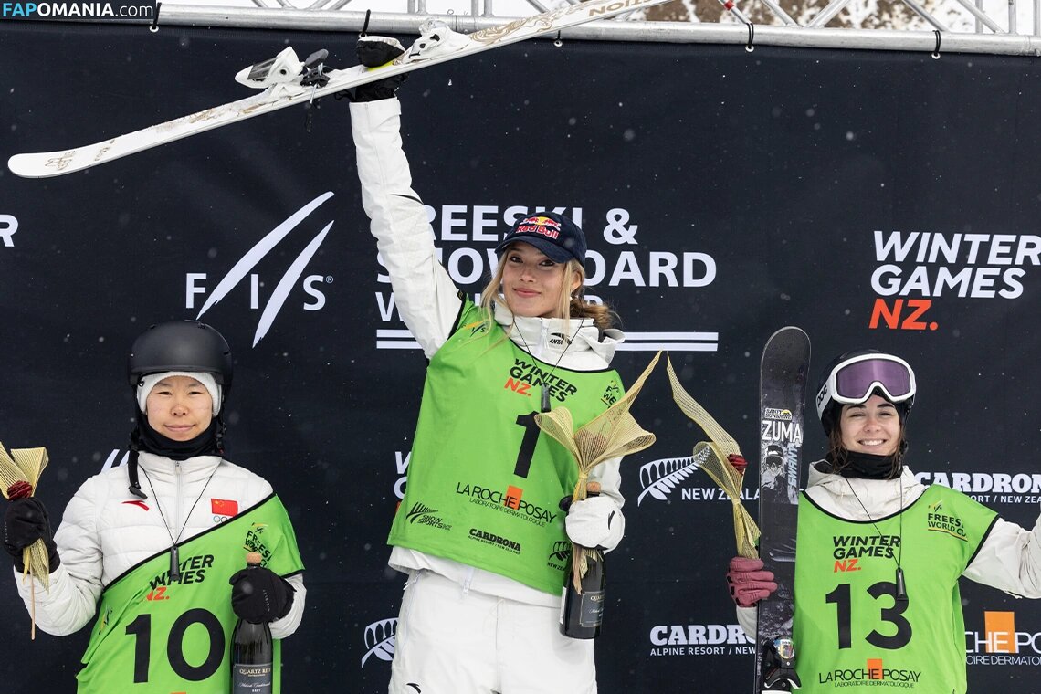 Eileen Gu / GoEileenGu / eileengu / https: Naakt OnlyFans  Gelekte foto #20