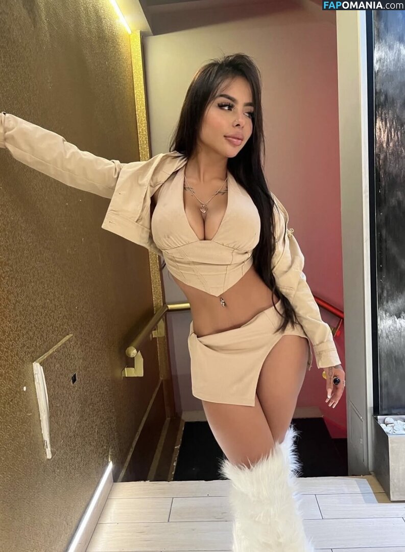 Ele Jamaica / elajamaica19 / imladyele Naakt OnlyFans  Gelekte foto #4