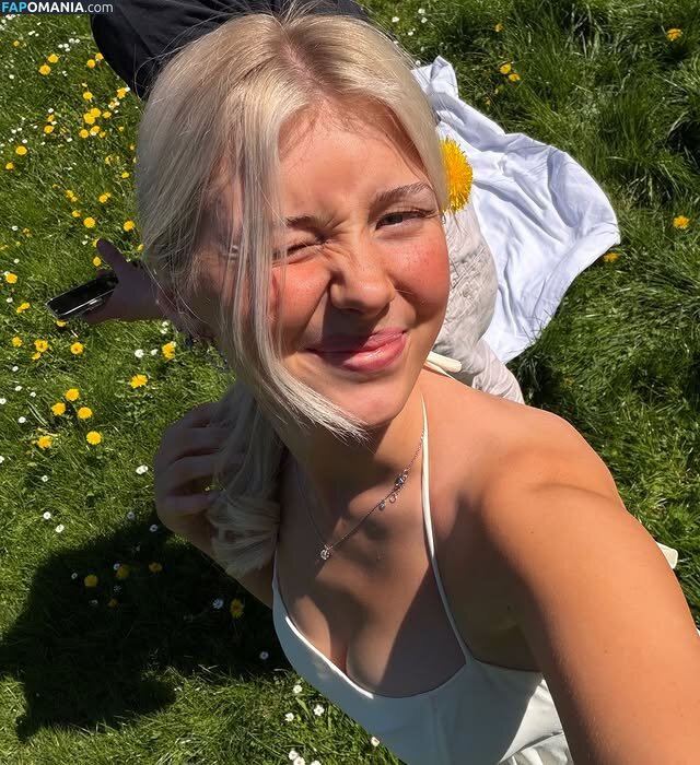 Elena Zoe / elena.zbt Naakt OnlyFans  Gelekte foto #16
