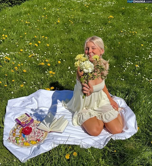 Elena Zoe / elena.zbt Naakt OnlyFans  Gelekte foto #21