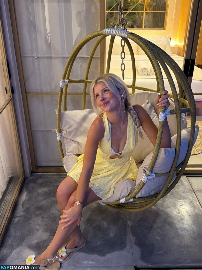 Elena Zoe / elena.zbt Naakt OnlyFans  Gelekte foto #26