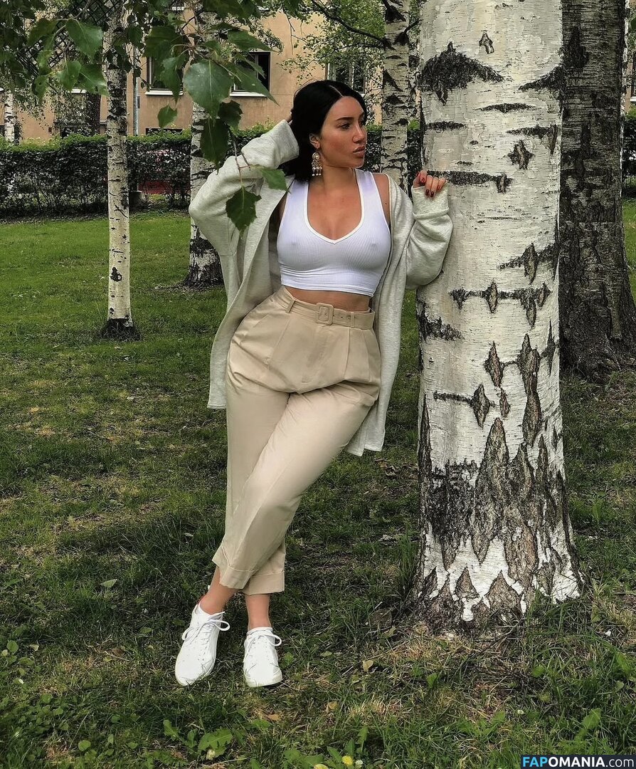 elenipolinski Naakt OnlyFans  Gelekte foto #10