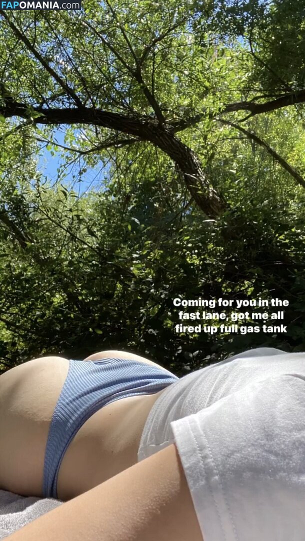 Elissa Beck / elissaaa.beck / elissabeck / pr1ncessviolet Naakt OnlyFans  Gelekte foto #3