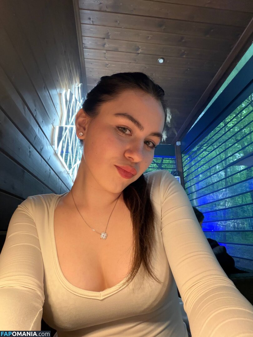 Elizaveta Petrova / _petrova_007 Naakt OnlyFans  Gelekte foto #3