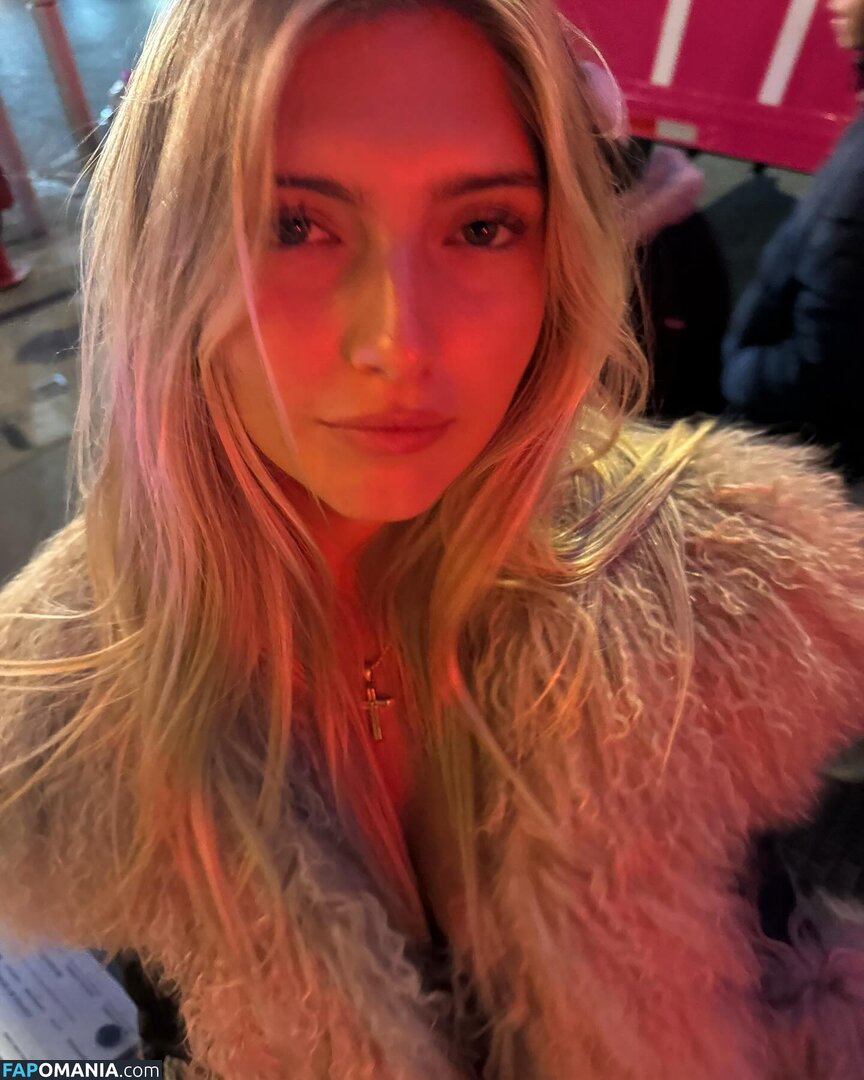 Ella Ailiff Naakt OnlyFans  Gelekte foto #3