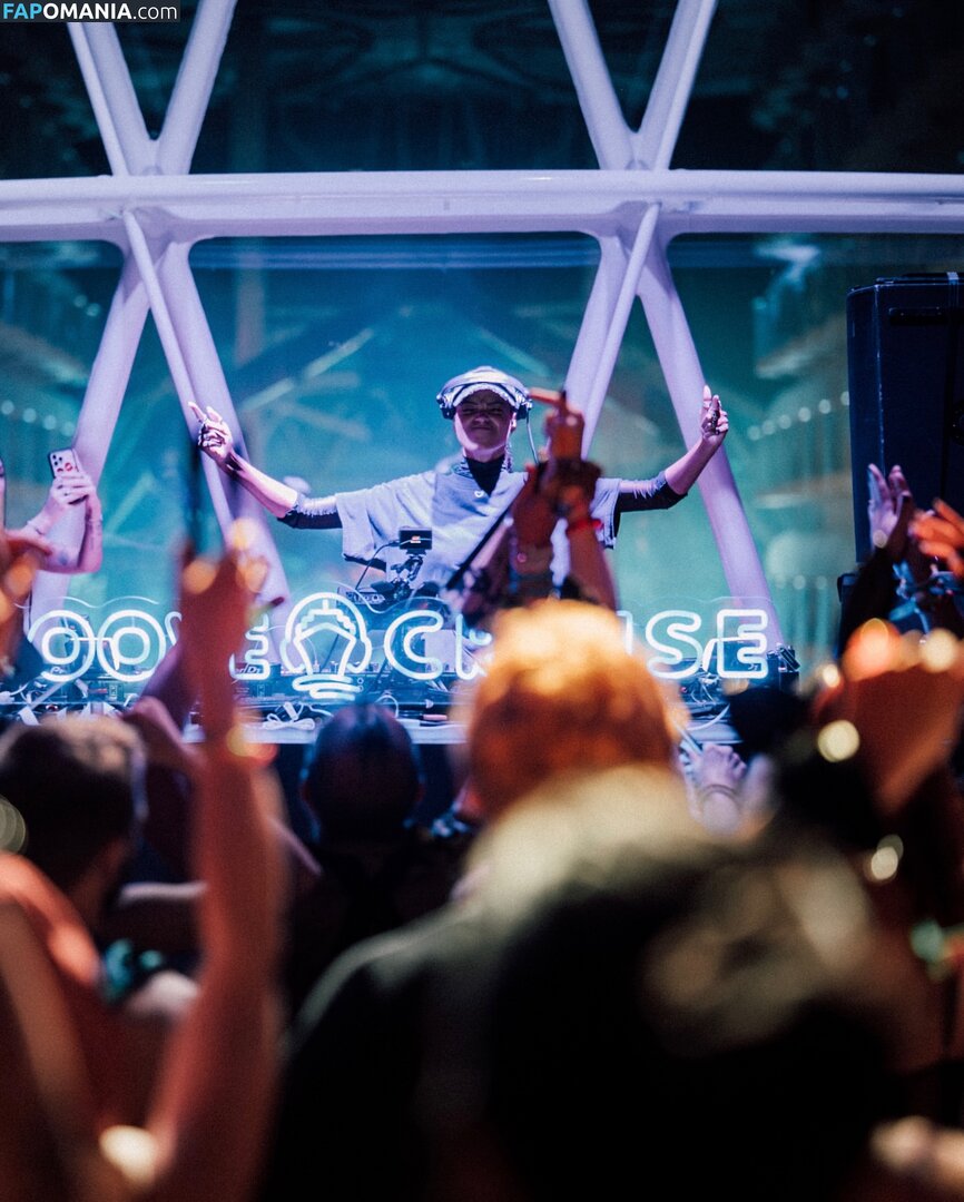 Ella Balinska / ellabalinska Naakt OnlyFans  Gelekte foto #10