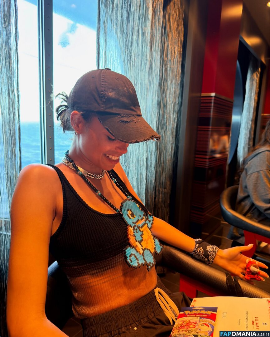 Ella Balinska / ellabalinska Naakt OnlyFans  Gelekte foto #11