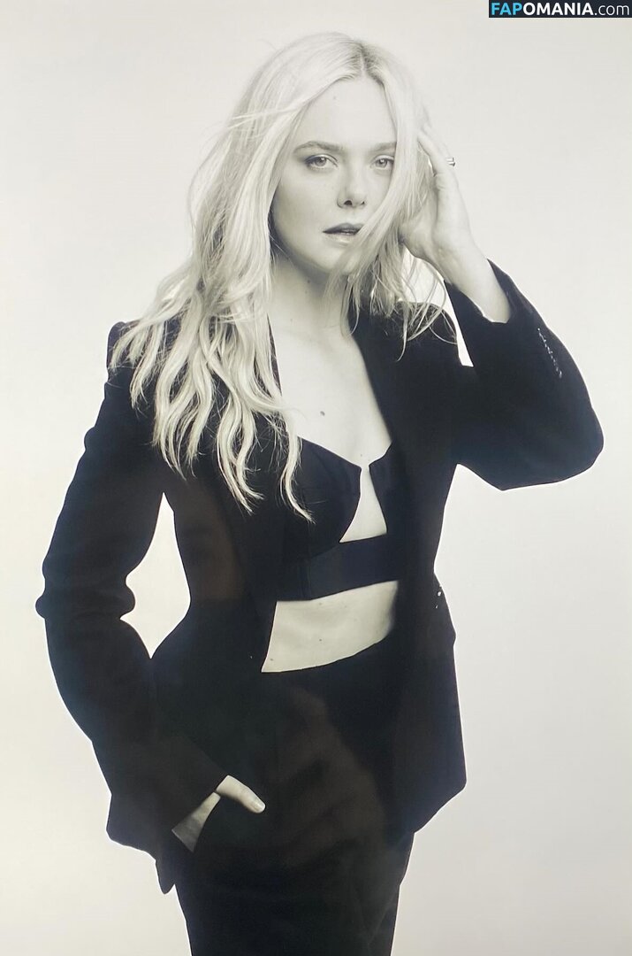 Elle Fanning / ellefanning Naakt OnlyFans  Gelekte foto #10