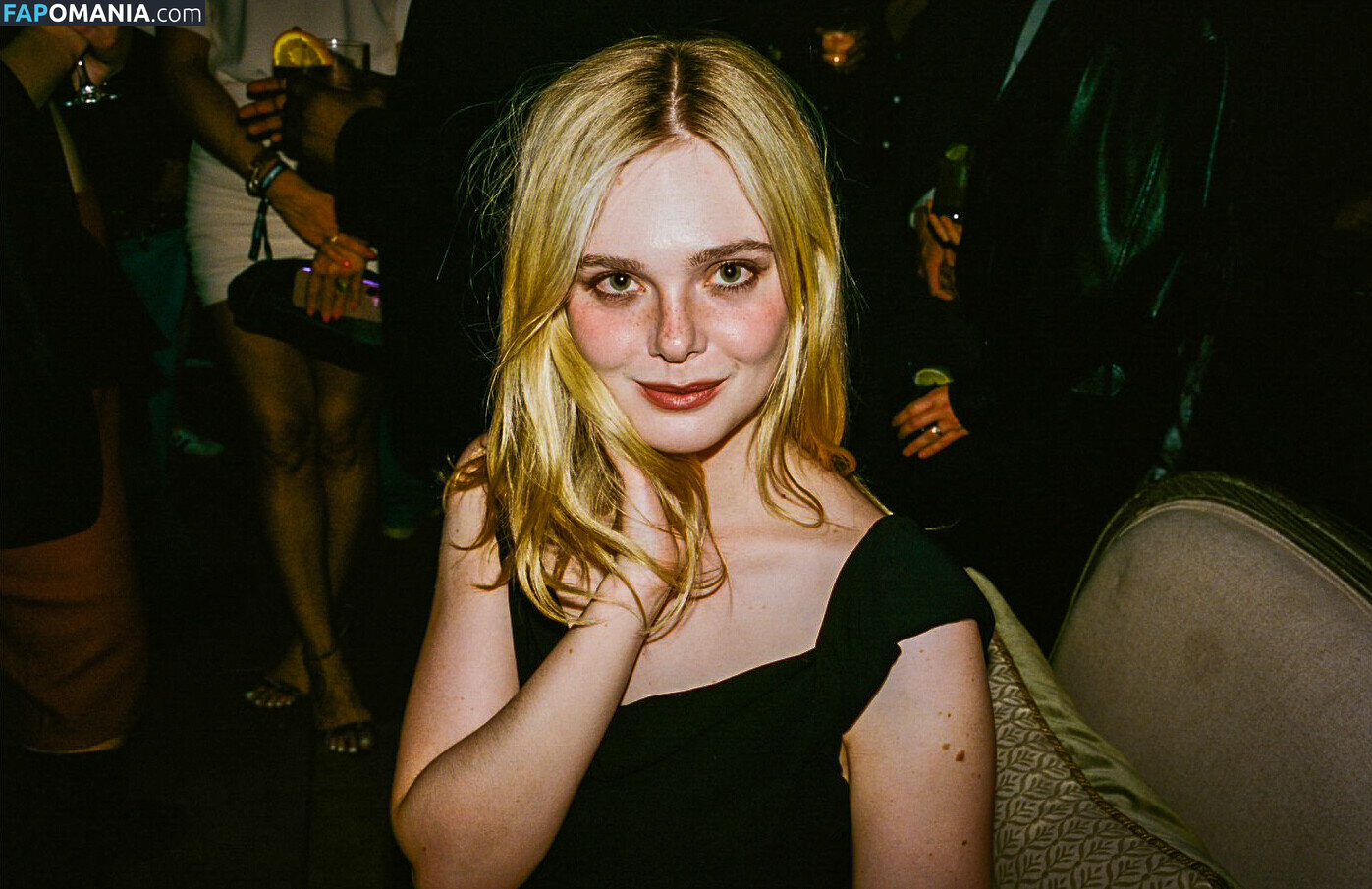 Elle Fanning / ellefanning Naakt OnlyFans  Gelekte foto #57