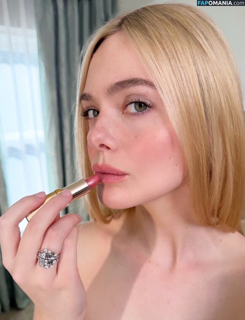 Elle Fanning / ellefanning Naakt OnlyFans  Gelekte foto #86