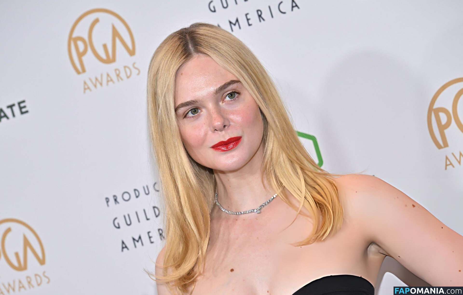 Elle Fanning / ellefanning Naakt OnlyFans  Gelekte foto #94
