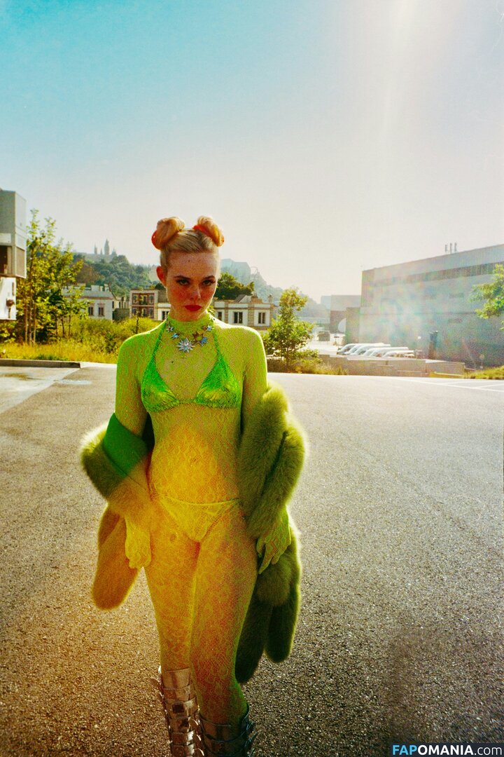 Elle Fanning / ellefanning Naakt OnlyFans  Gelekte foto #141