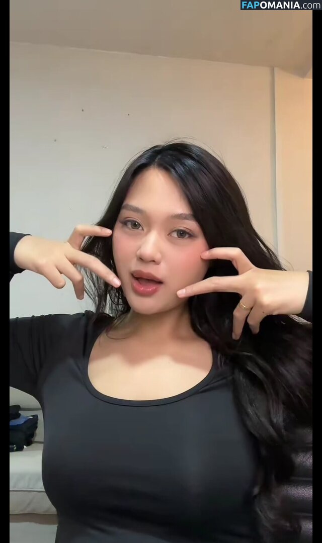 Ellesyanamira / PrincessEllesya Naakt OnlyFans  Gelekte foto #6