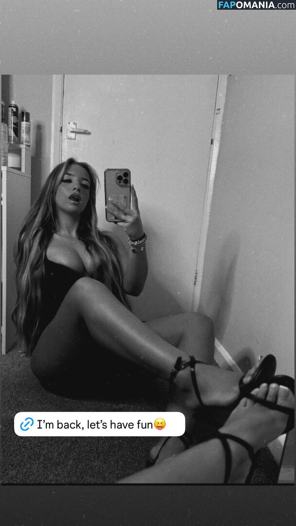 elliemaixo / homeworkhunniez Naakt OnlyFans  Gelekte foto #1