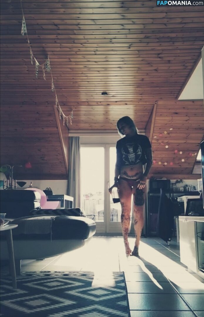 Elliex13 / https: Naakt OnlyFans  Gelekte foto #3