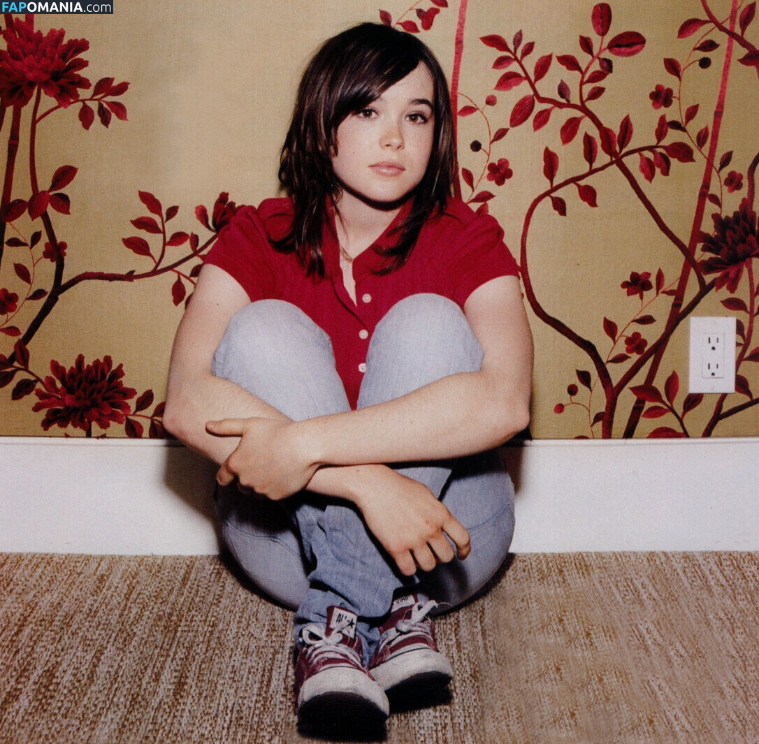 Elliot Page / elliotpage / formerly Ellen Page Naakt OnlyFans  Gelekte foto #9